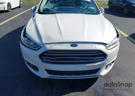2013 Ford Fusion Se z USA, uszkodzony, nr VIN 3FA6P0HR8DR105292